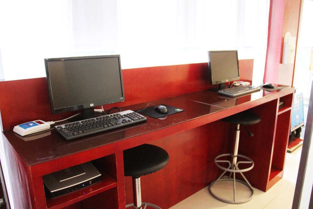 Hanting Express Shanghai Zhabei Park Branch Exteriör bild