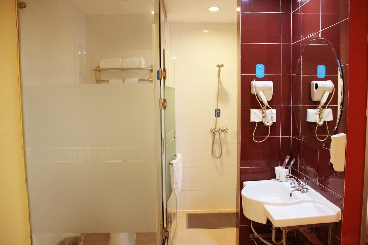 Hanting Express Shanghai Zhabei Park Branch Exteriör bild